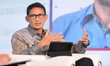 Menteri Sandiaga Uno Prediksi Keuntungan Hingga Rp1 Triliun dari Konser Coldplay