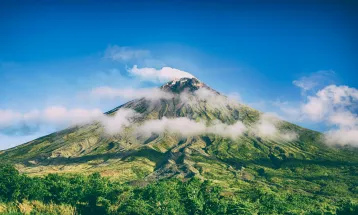 Wisata Taman Nasional Gunung Rinjani Ditutup Sementara