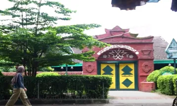 Sejarah Masjid Agung Sang Cipta Rasa, Yang Katanya Dibangun Dalam Satu Malam!