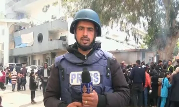 Al Jazeera Journalist Ismail al-Ghoul Freed After 12-Hour Arrest by Israeli Forces