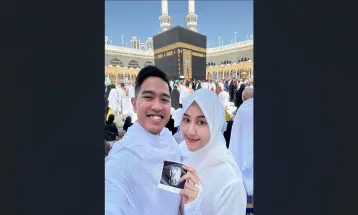 Erina Gudono Hamil, Kaesang Pangarep Bikin Giveaway Umrah untuk Pejuang Garis Dua