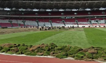 Coach Justin Kritik Perbaikan Rumput Stadion GBK,  Apa Katanya?