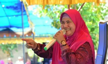 Tegas! Mamah Dedeh Jelaskan Soal Gelar Haji di Indonesia