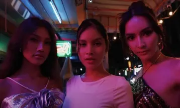 3 Ladyboy di Video Musik Rockstar Lisa BLACKPINK Curi Atensi