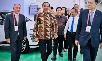 President Joko Widodo Inaugurates Electric Vehicle Hub and Battery Plant in Karawang