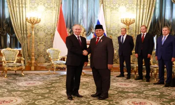 Prabowo Bertemu Presiden Rusia Vladimir Putin di Moskow, Bahas Apa Saja?