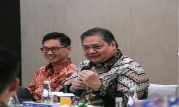 Perjalanan Karier Politik Airlangga Hartarto yang Baru Lengser Jadi Ketua Umum Golkar