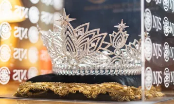 Makna Mahkota Miss Universe Indonesia 2024, Terinspirasi Keindahan Bunga Teratai