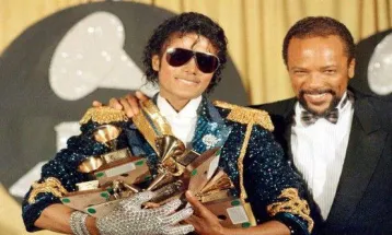 Michael Jackson dan Thriller: Delapan Piala Grammy dari Album Musik Terlaris Sepanjang Masa