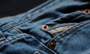 Fakta Unik: Mengapa Ada Saku Kecil di Celana Jeans?