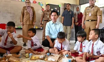 Pemerintah Uji Coba Makan Bergizi Gratis Serentak di 100 Titik pada Desember 2024