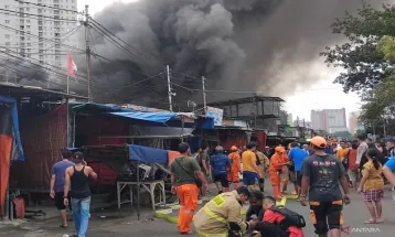 Korban Kebakaran di Kemayoran Terima Bantuan dari BPBD DKI Jakarta