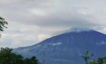 Mulai 1 Januari, Jalur Pendakian Gunung Rinjani Ditutup Selama 3 Bulan