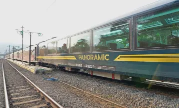 KAI Wisata Introduces Panoramic Train on Mutiara Timur Route