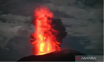 BNPB Fokus Siaga Darurat Aktivitas 3 Gunung Api