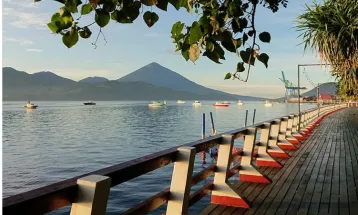 5 Rekomendasi Tempat Wisata di Maluku Utara, Surga Tersembunyi di Timur Indonesia yang Wajib Dikunjungi!